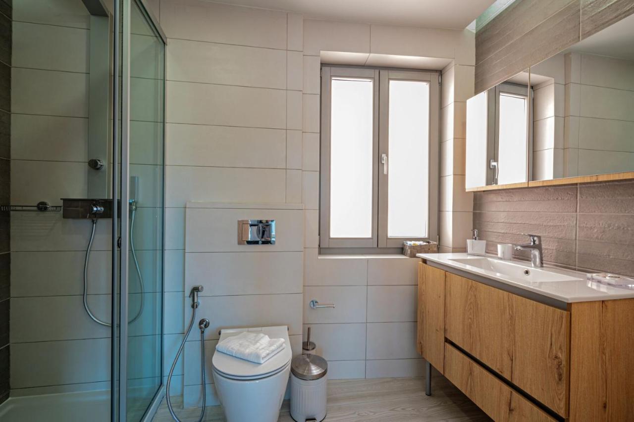 White&Gray Apartment Ретимно Экстерьер фото